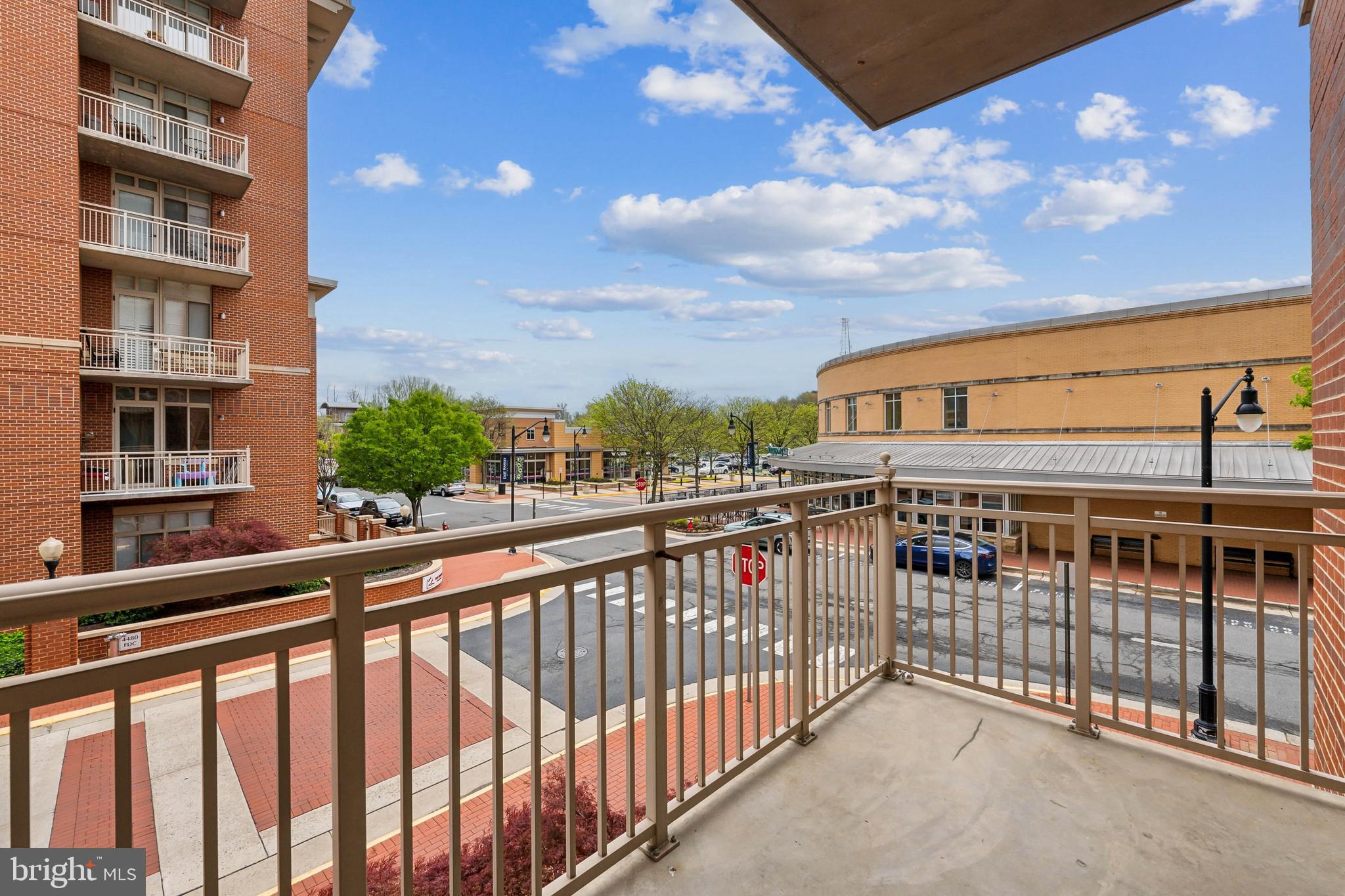 ELAN AT EAST MARKET - Residential