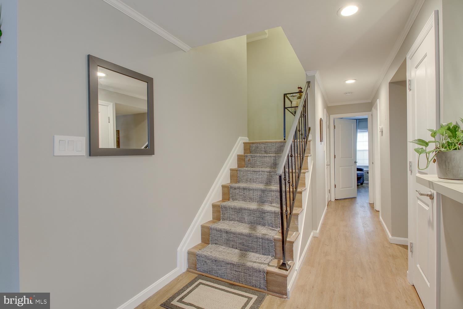 GRAYS POINTE - Residential