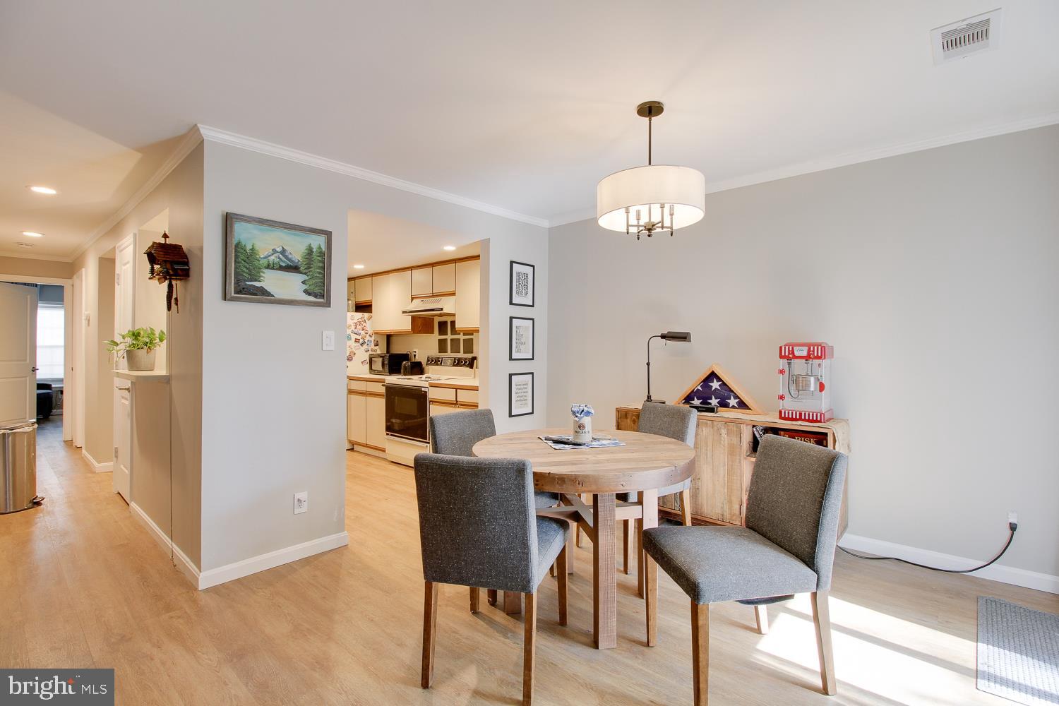 GRAYS POINTE - Residential