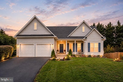 303 ASHBY COURT BERRYVILLE VA 22611