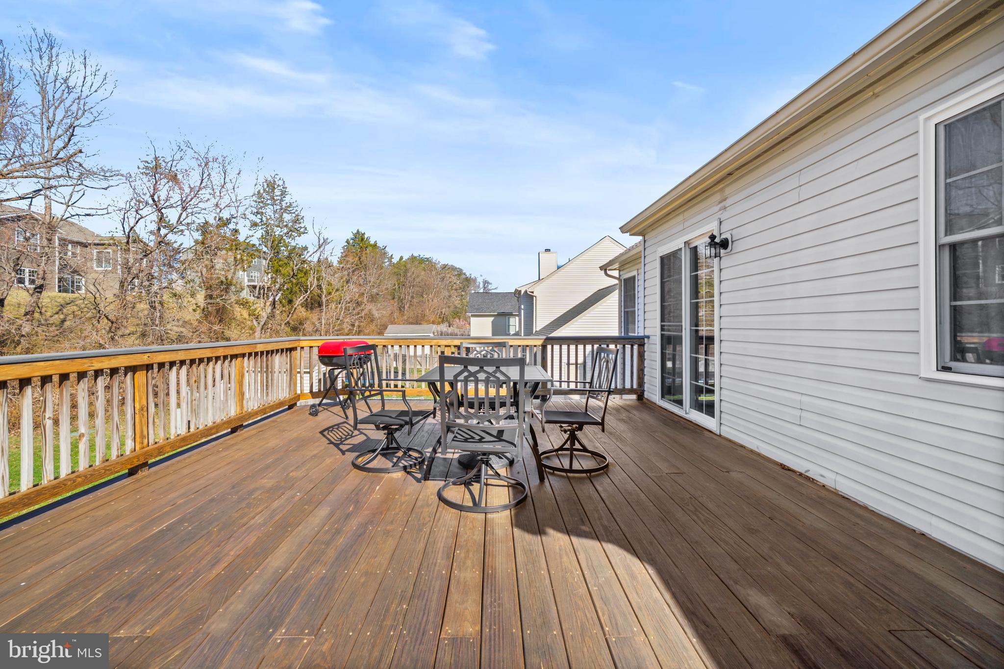 STRATFORD PLACE - Residential