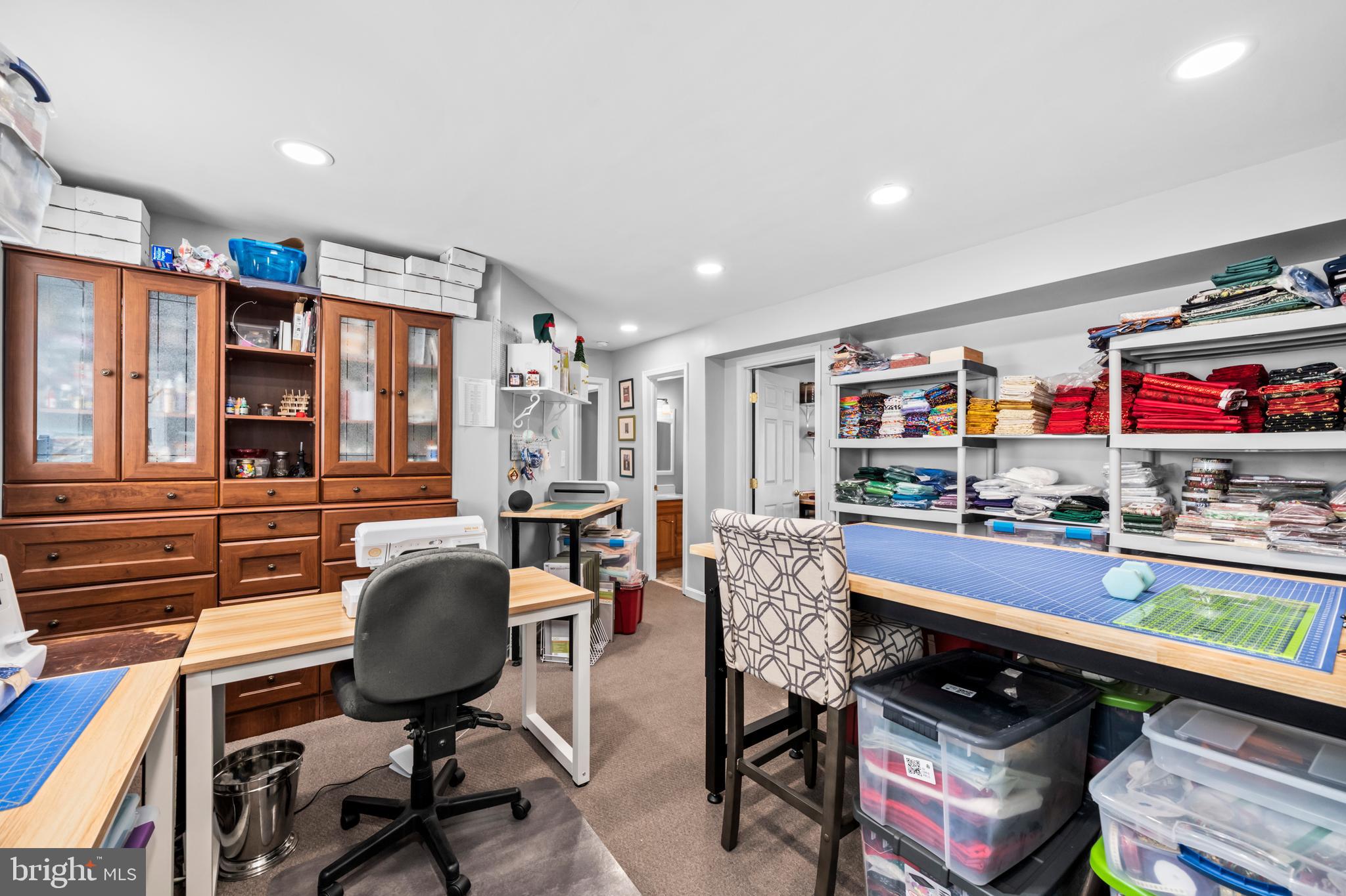 STRATFORD PLACE - Residential