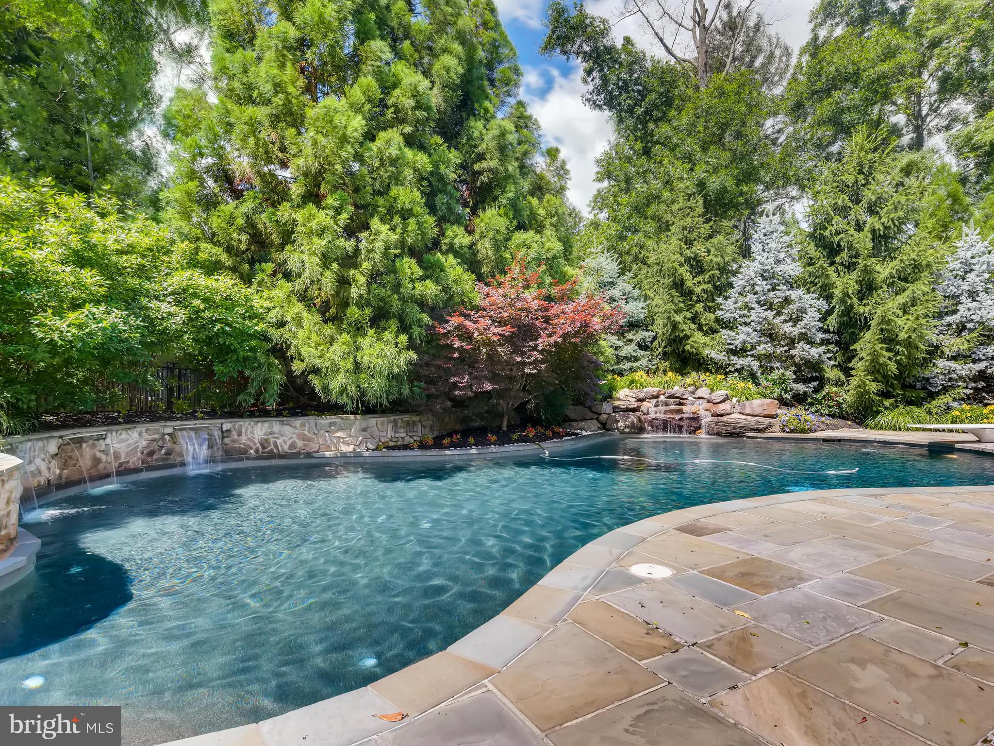 HUNT VALLEY CHASE - Residential