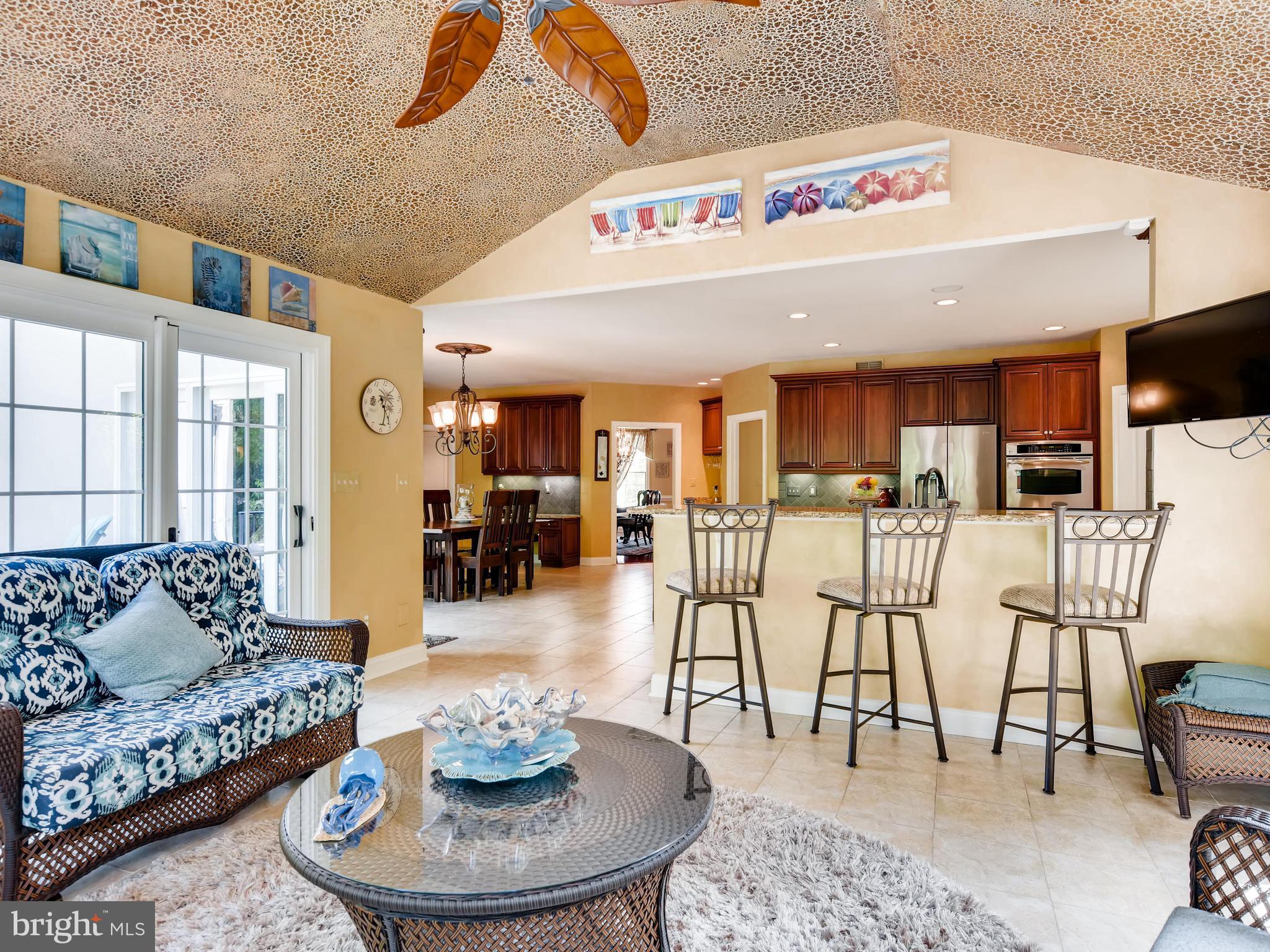 HUNT VALLEY CHASE - Residential