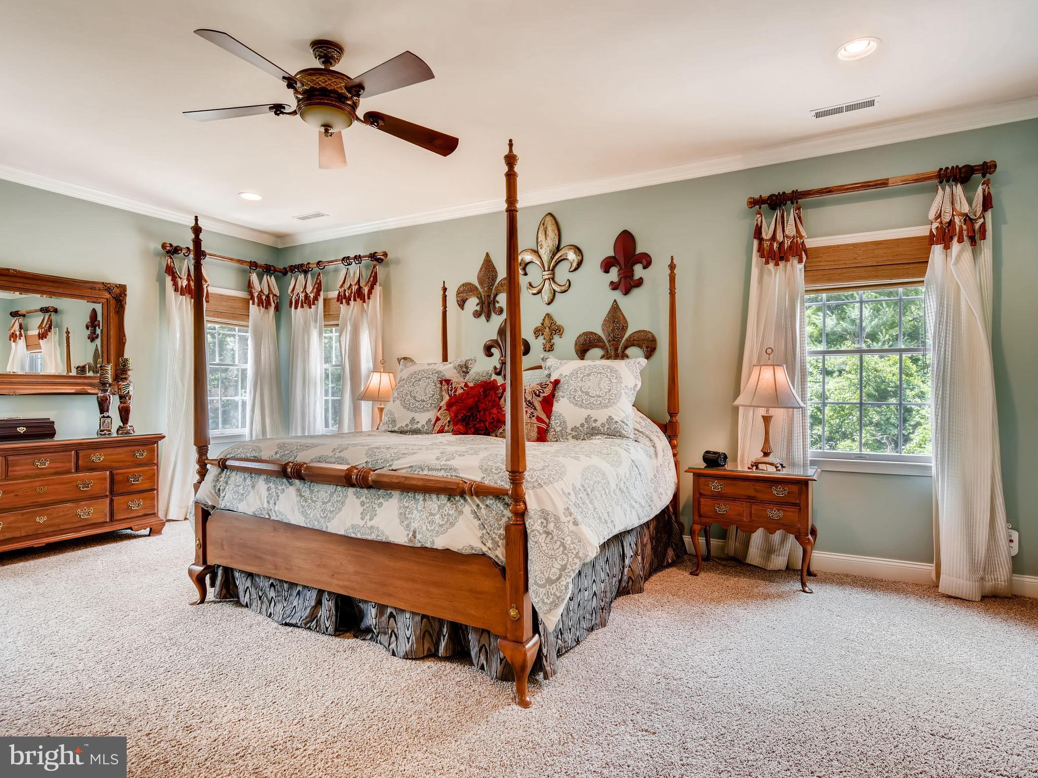 HUNT VALLEY CHASE - Residential