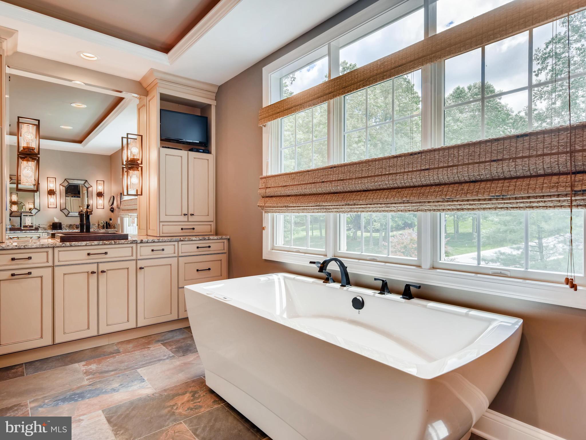 HUNT VALLEY CHASE - Residential