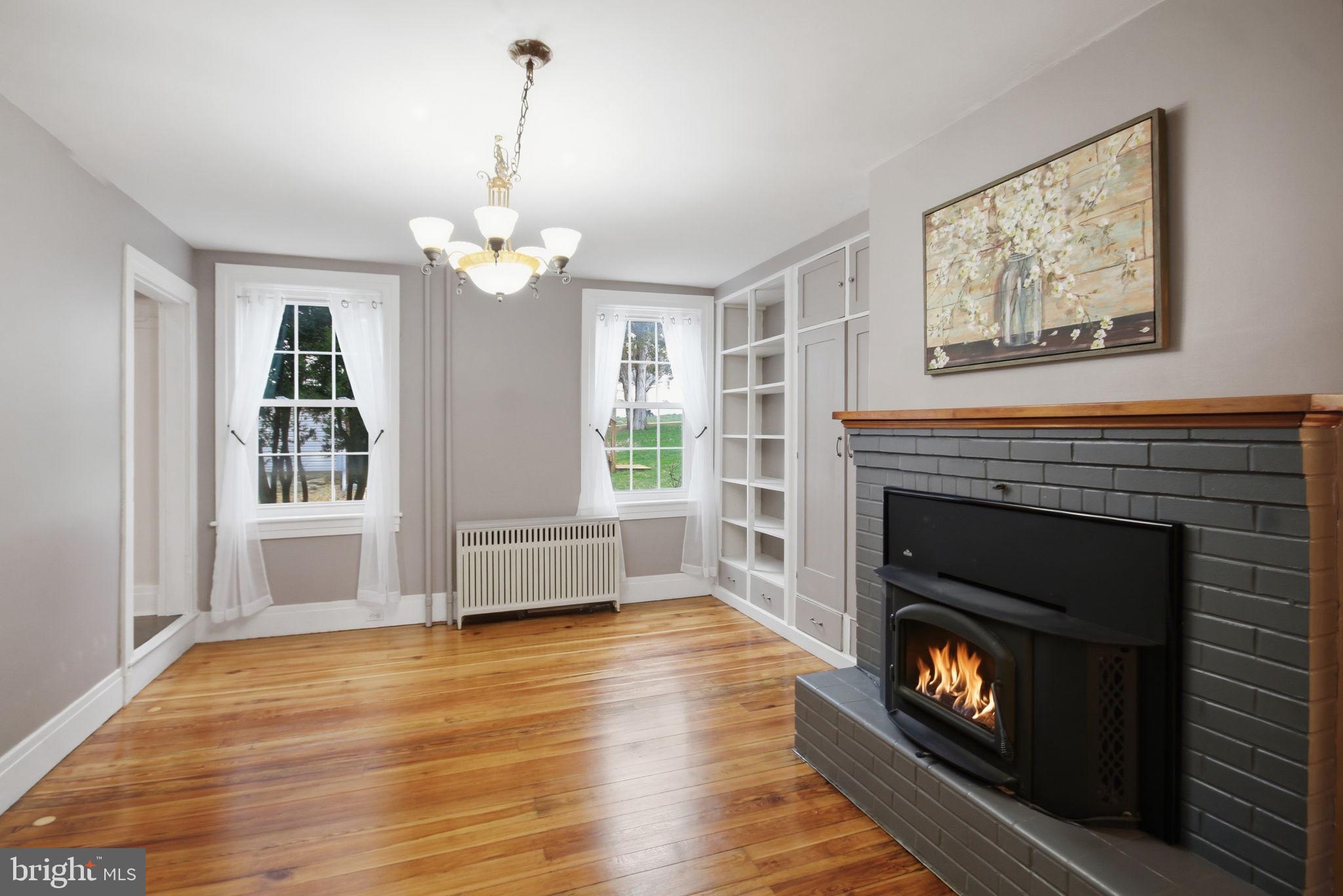 NEW WINDSOR VISTAS - Residential