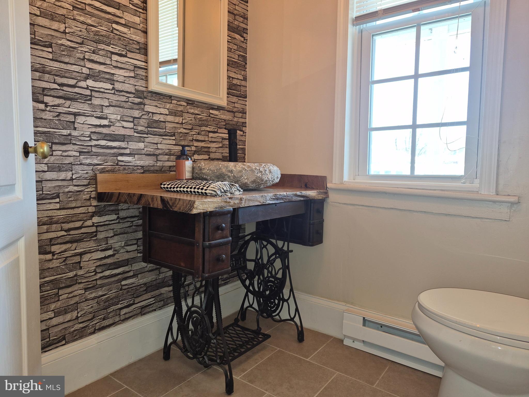 NEW WINDSOR VISTAS - Residential