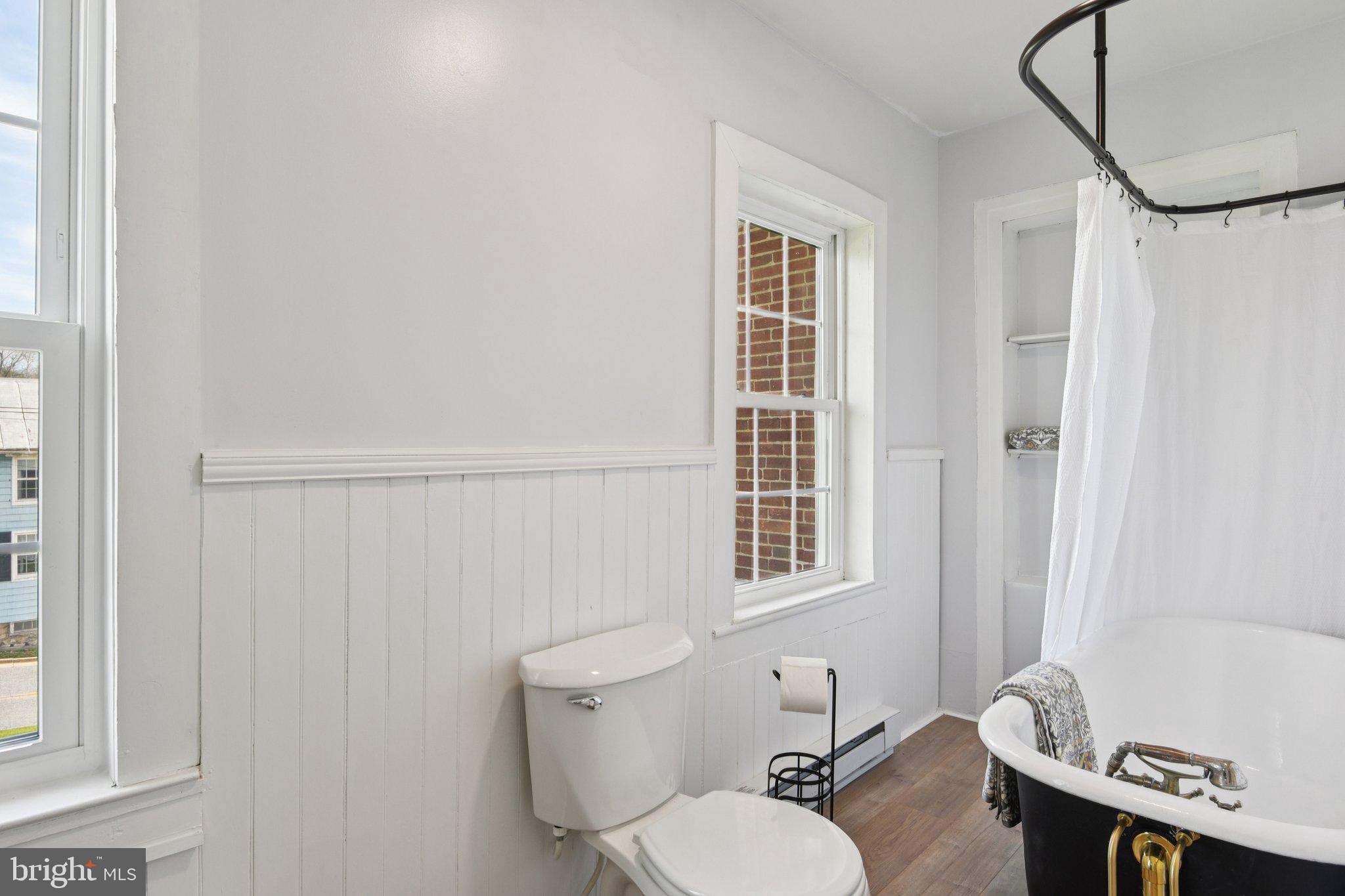 NEW WINDSOR VISTAS - Residential