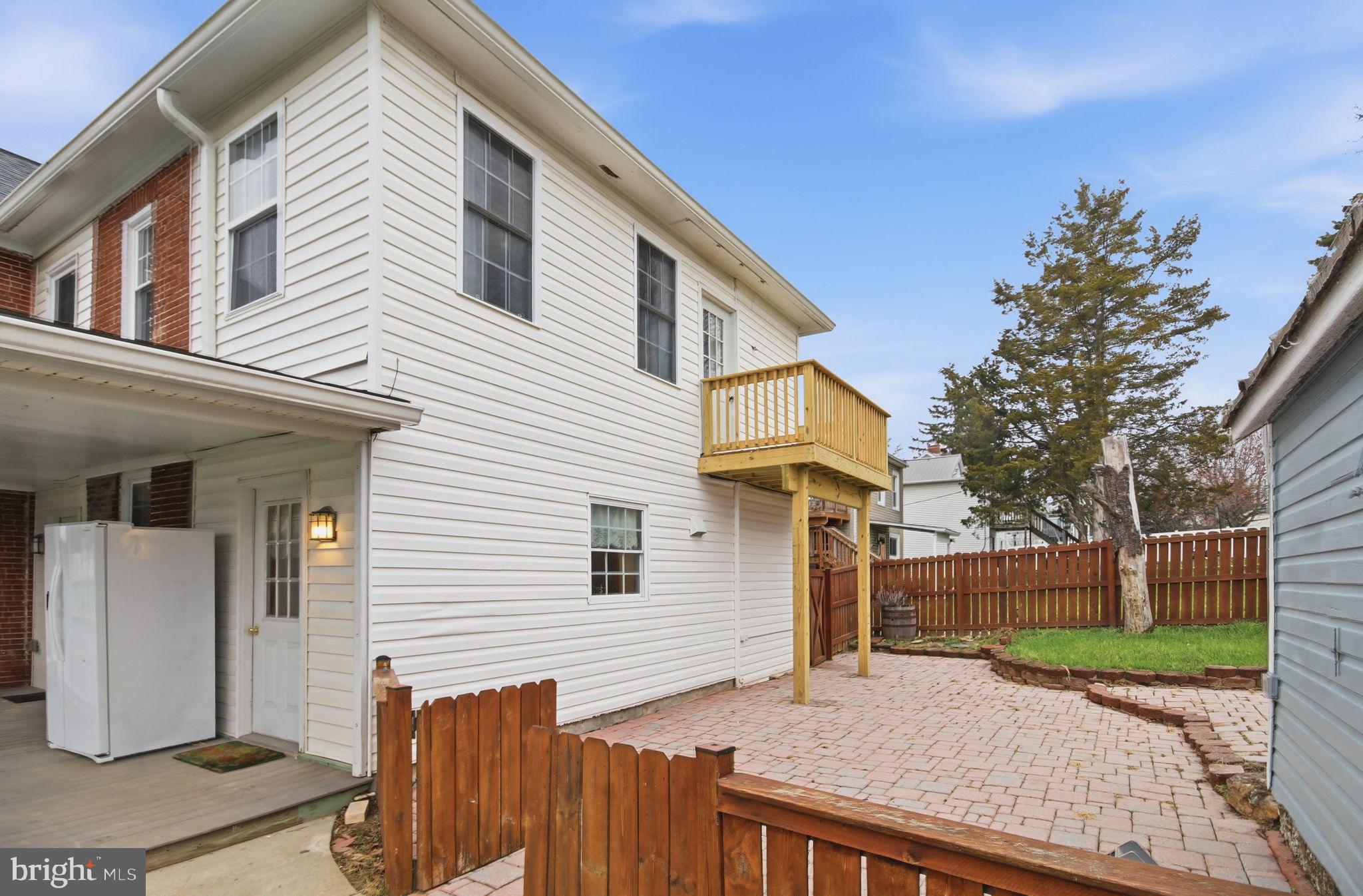 NEW WINDSOR VISTAS - Residential