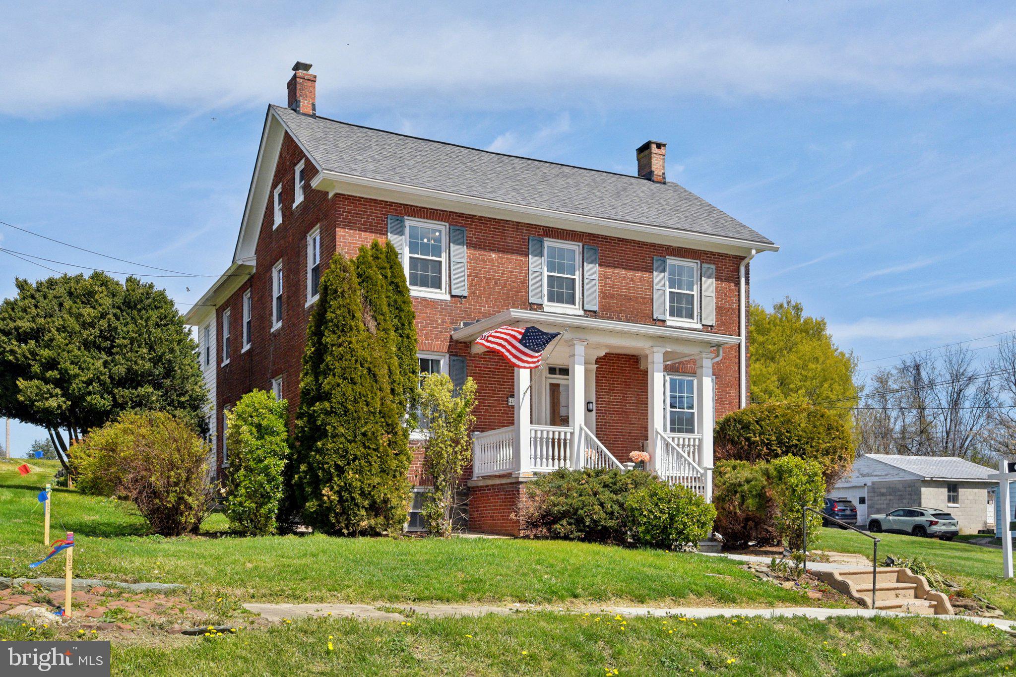 NEW WINDSOR VISTAS - Residential