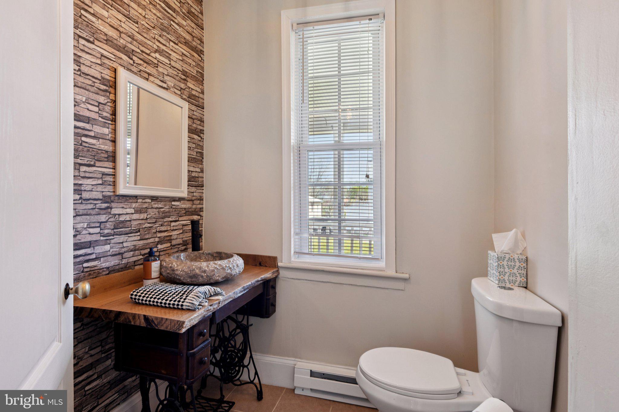 NEW WINDSOR VISTAS - Residential