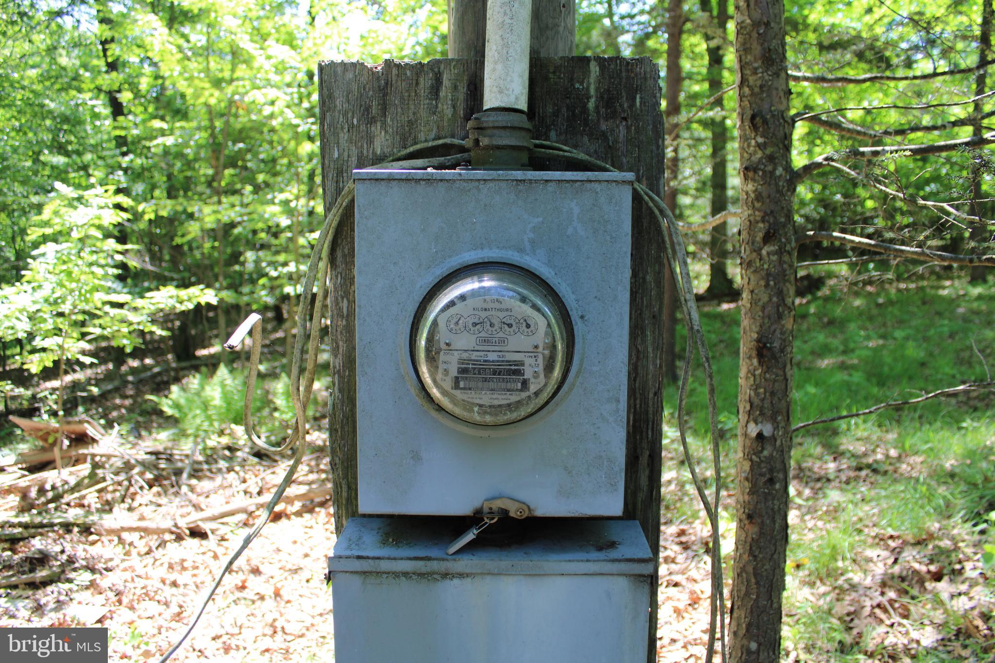 SOUTH POTOMAC FOREST - Land