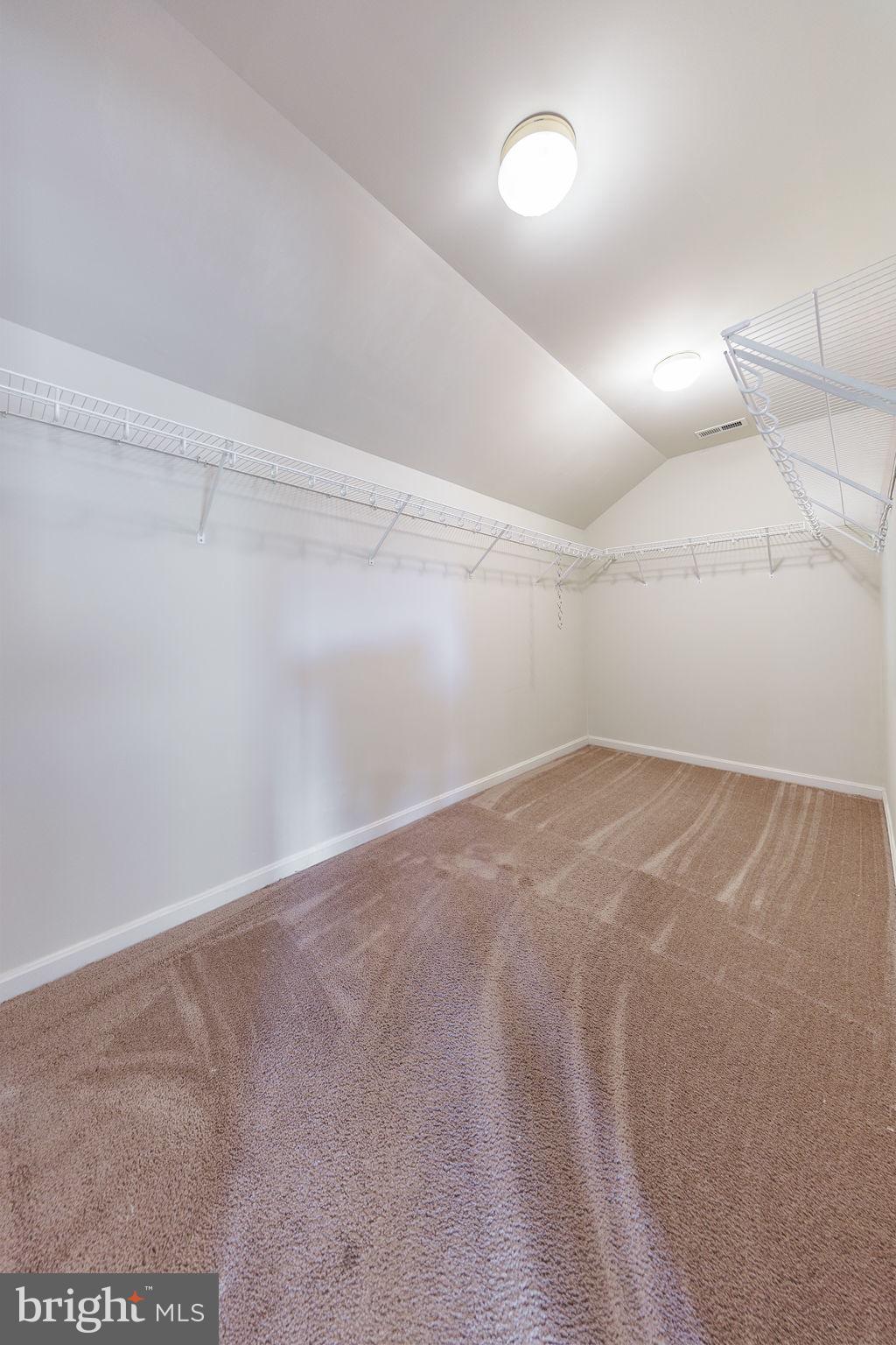 NORTH POINTE - Residential Lease