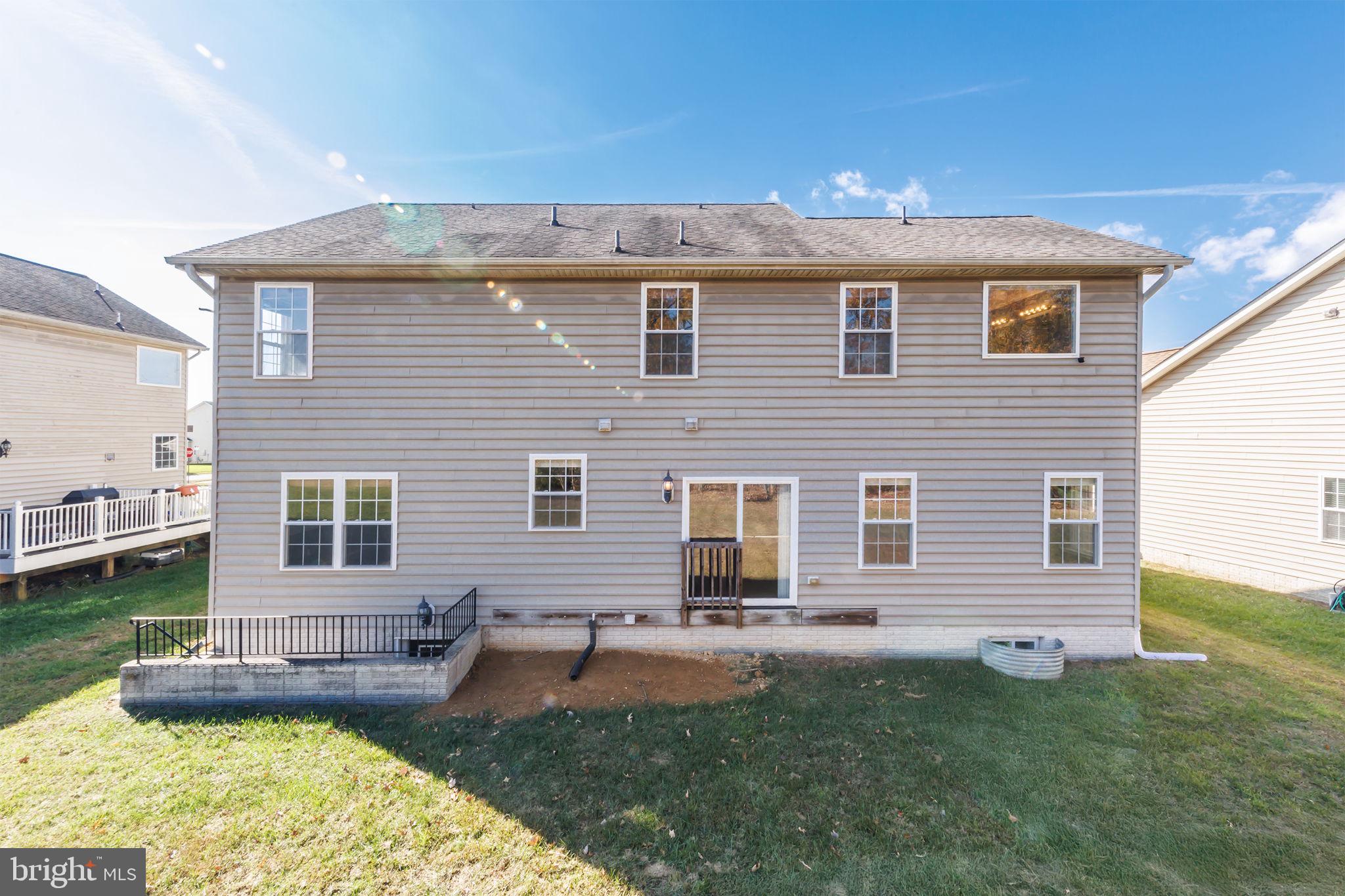 NORTH POINTE - Residential Lease