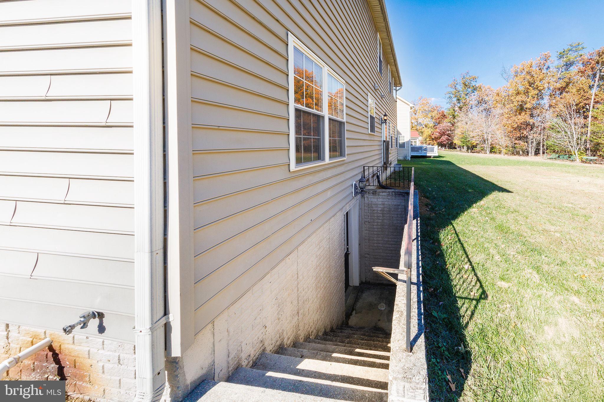 NORTH POINTE - Residential Lease