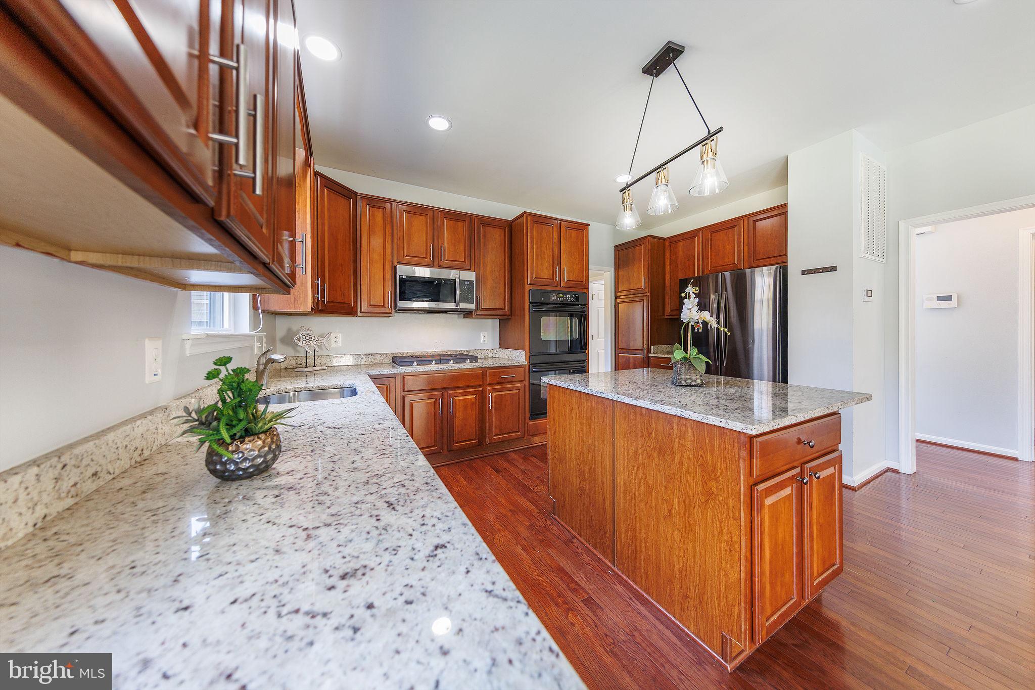 NORTH POINTE - Residential Lease