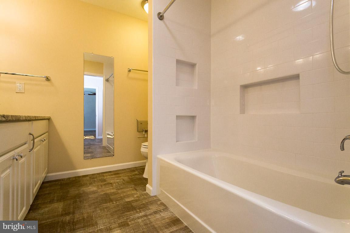 CHARLESTOWN - Residential