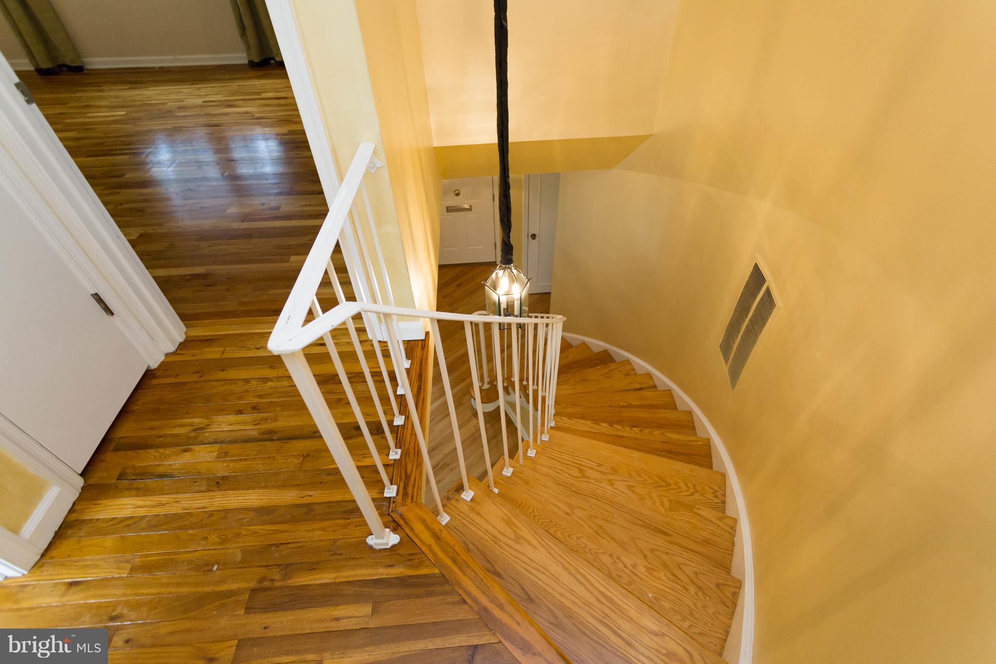 CHARLESTOWN - Residential