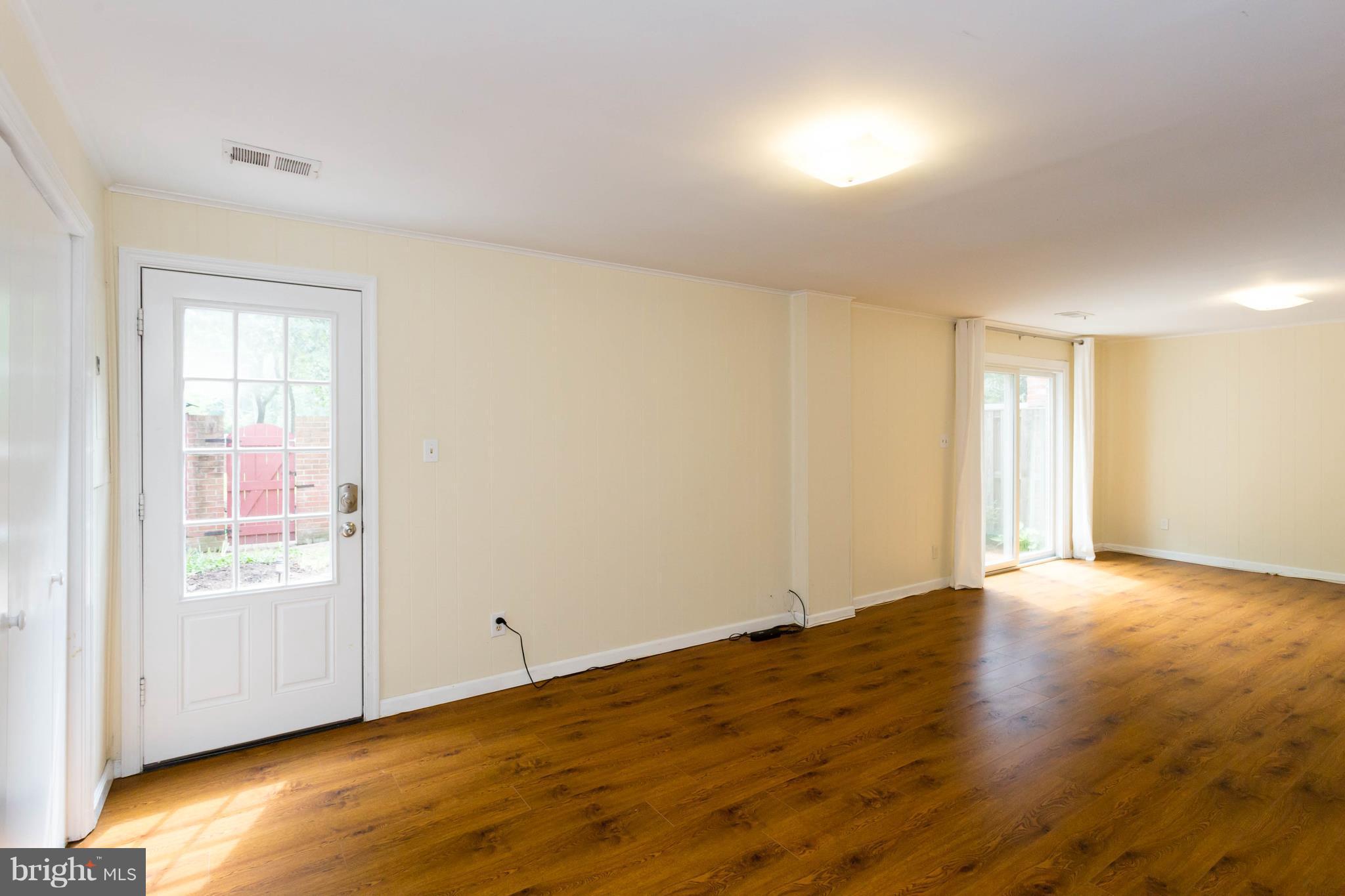 CHARLESTOWN - Residential