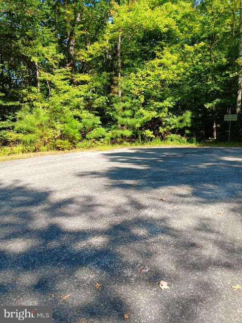 Vacant Land For Sale - Kings Court<br/> MONTROSS, VA 22520