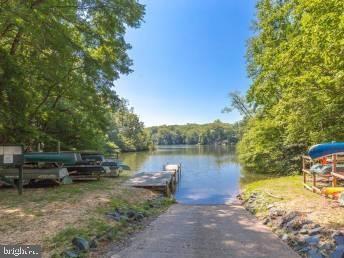 STRATFORD HARBOUR - Land