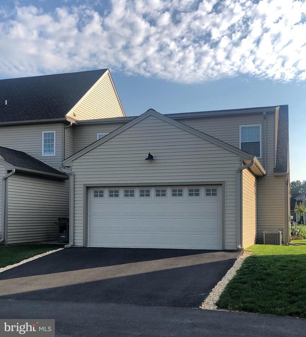 Photo of 120 RIDGEFIELD DR, ELIZABETHTOWN, PA 17022 (MLS # PALA2030110)