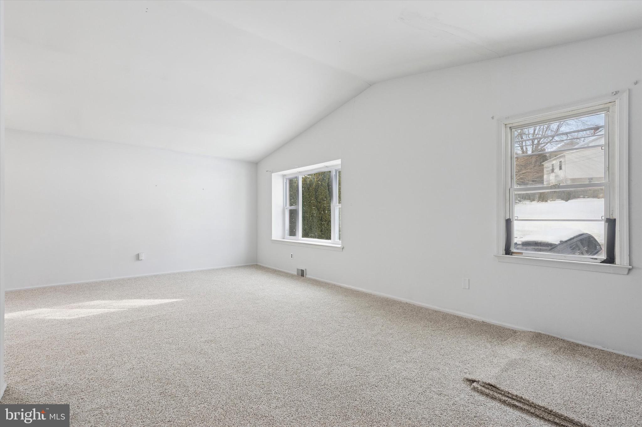 WILLOW GROVE - Residential