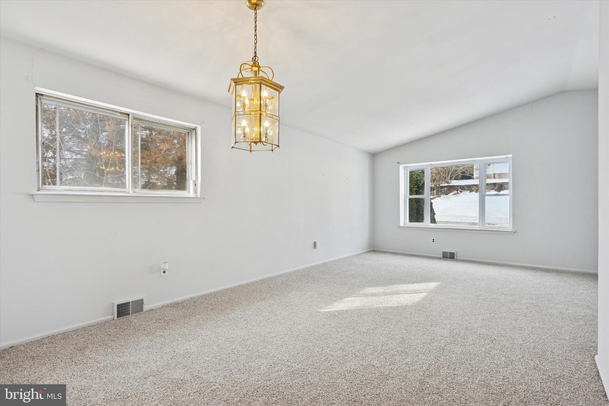 WILLOW GROVE - Residential