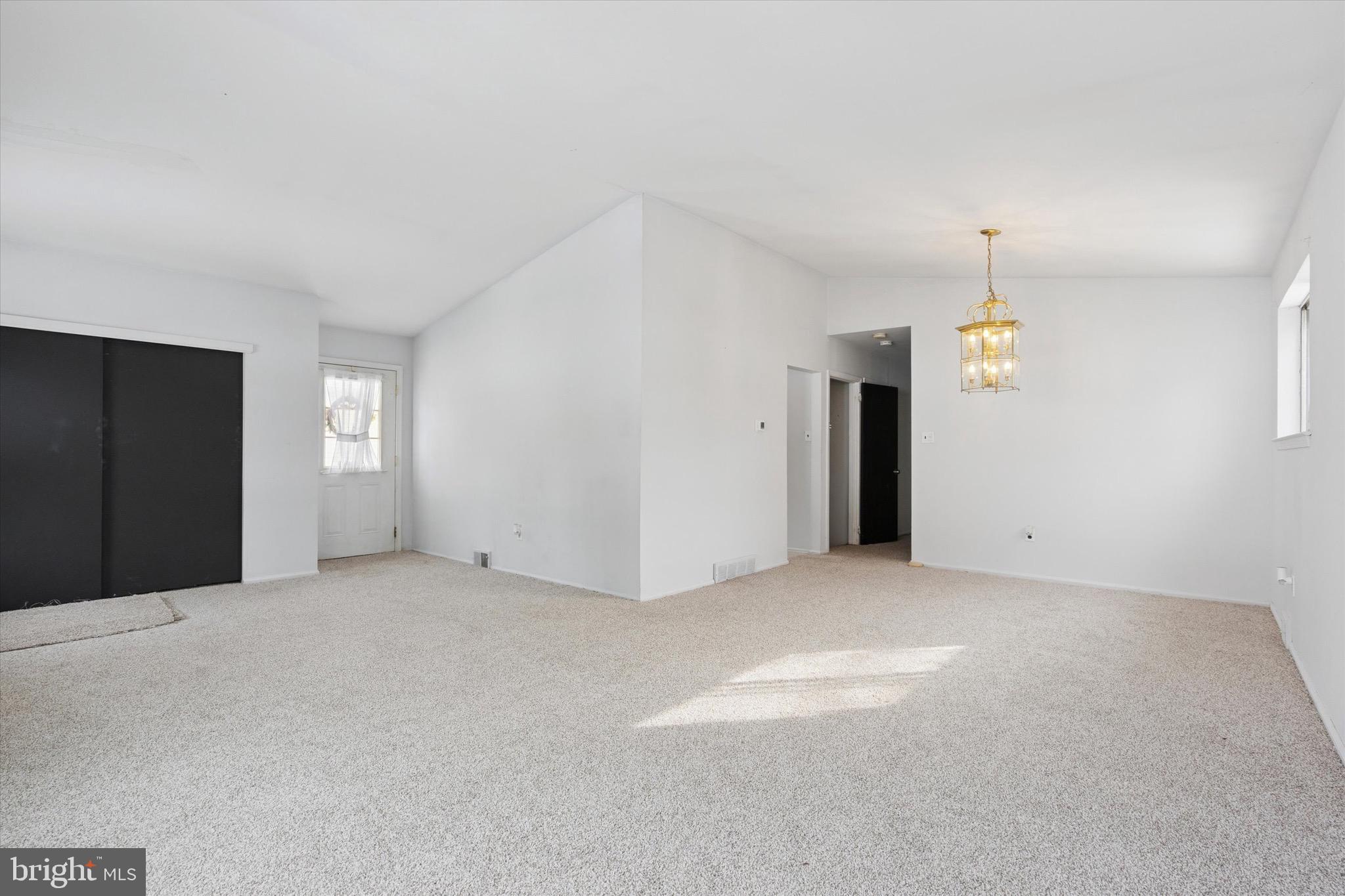 WILLOW GROVE - Residential