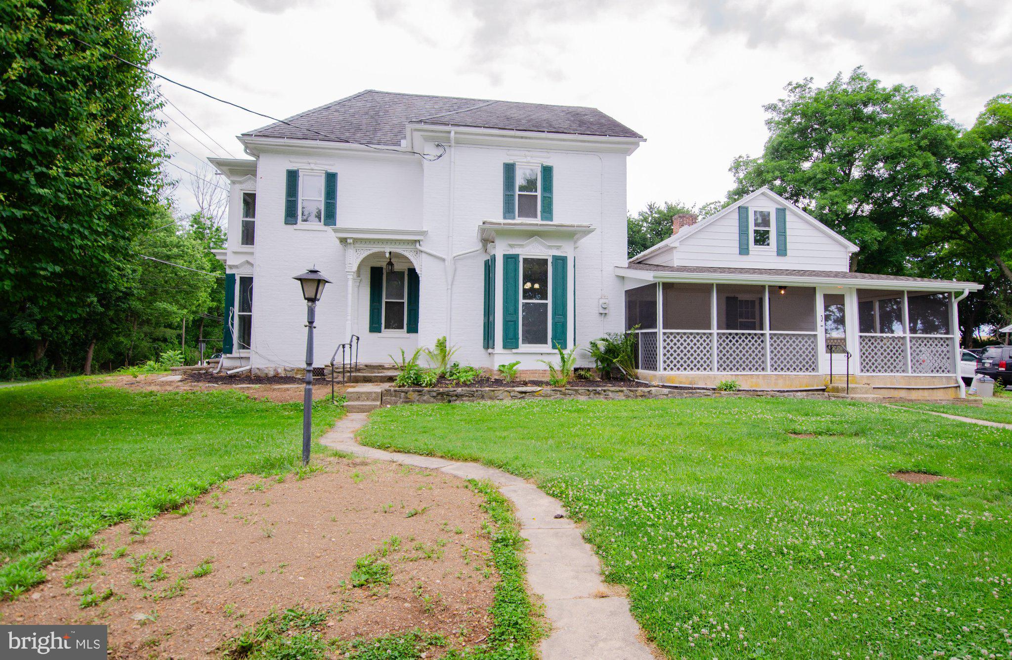 2615 WALNUT BOTTOM ROAD