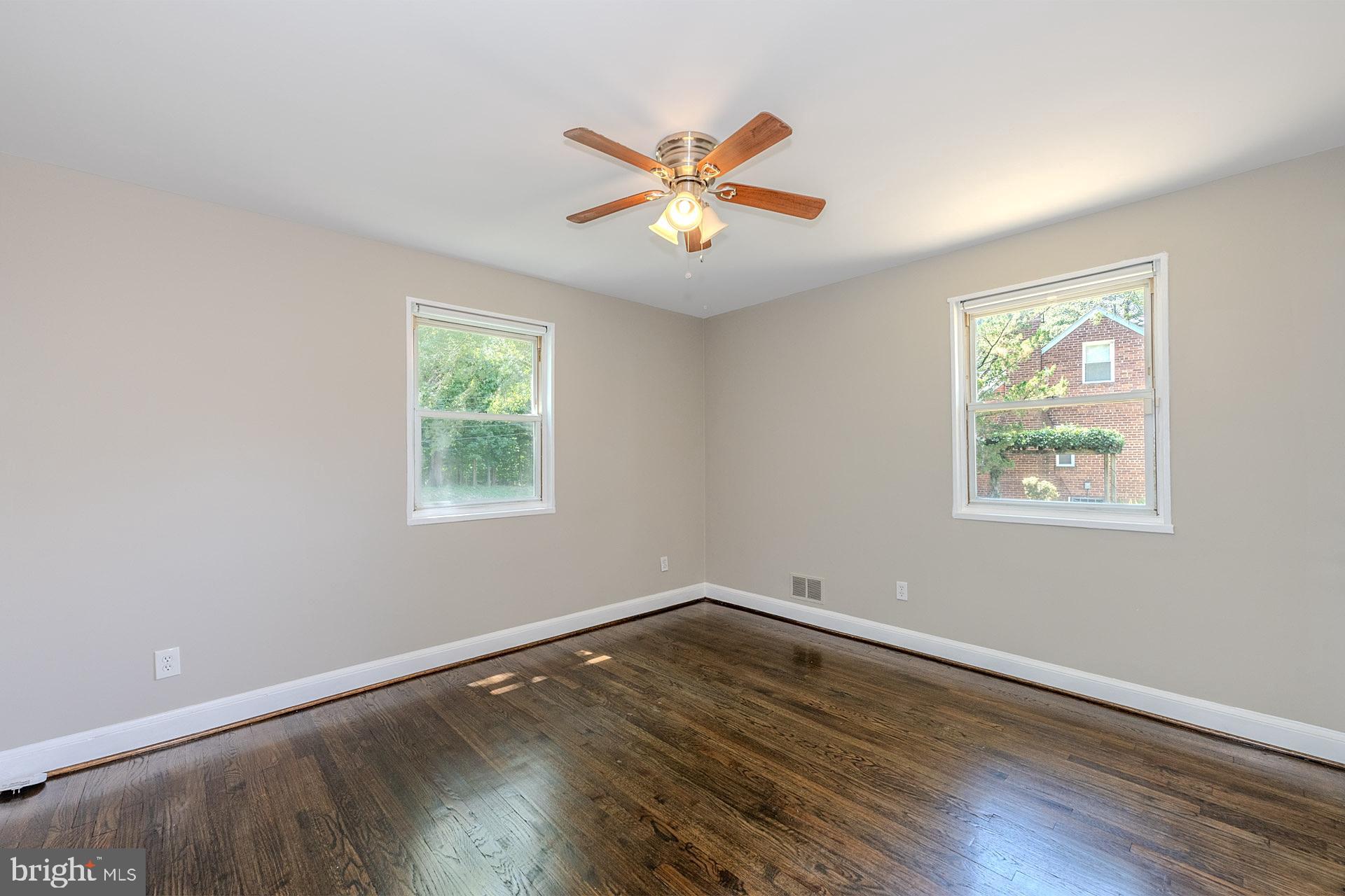 CAROLE HIGHLANDS - Residential