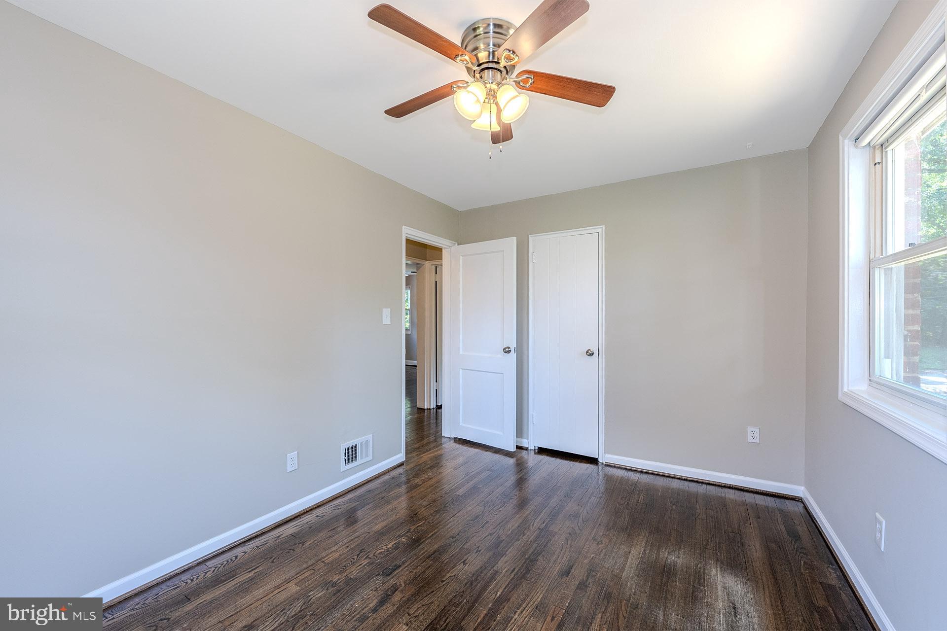 CAROLE HIGHLANDS - Residential