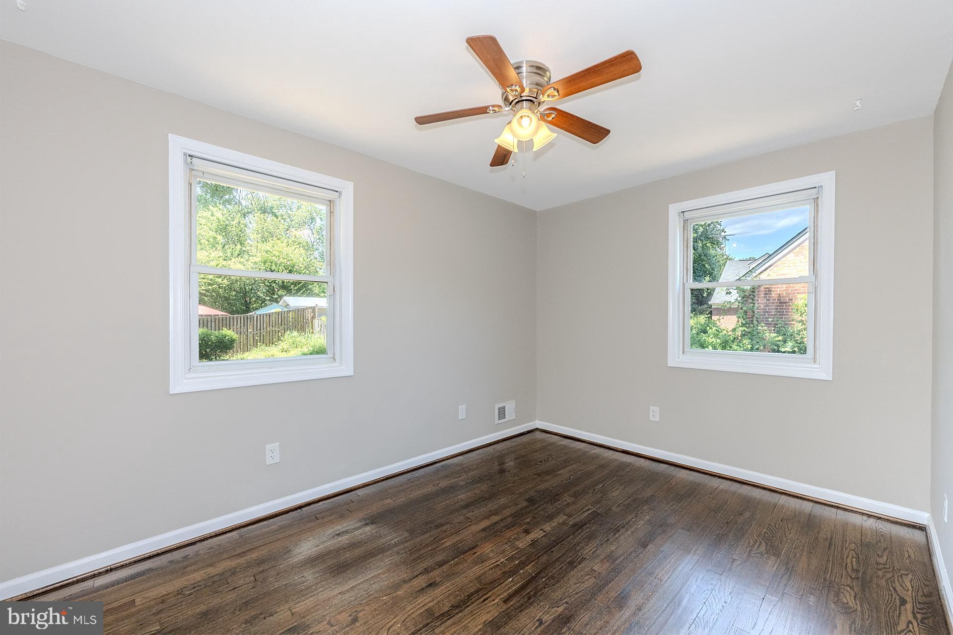 CAROLE HIGHLANDS - Residential