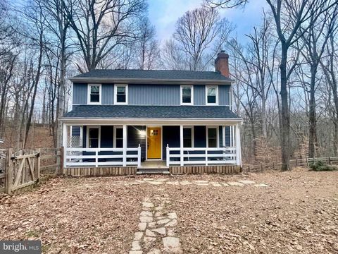 7194 HALL TAVERN COURT MANASSAS VA 20112