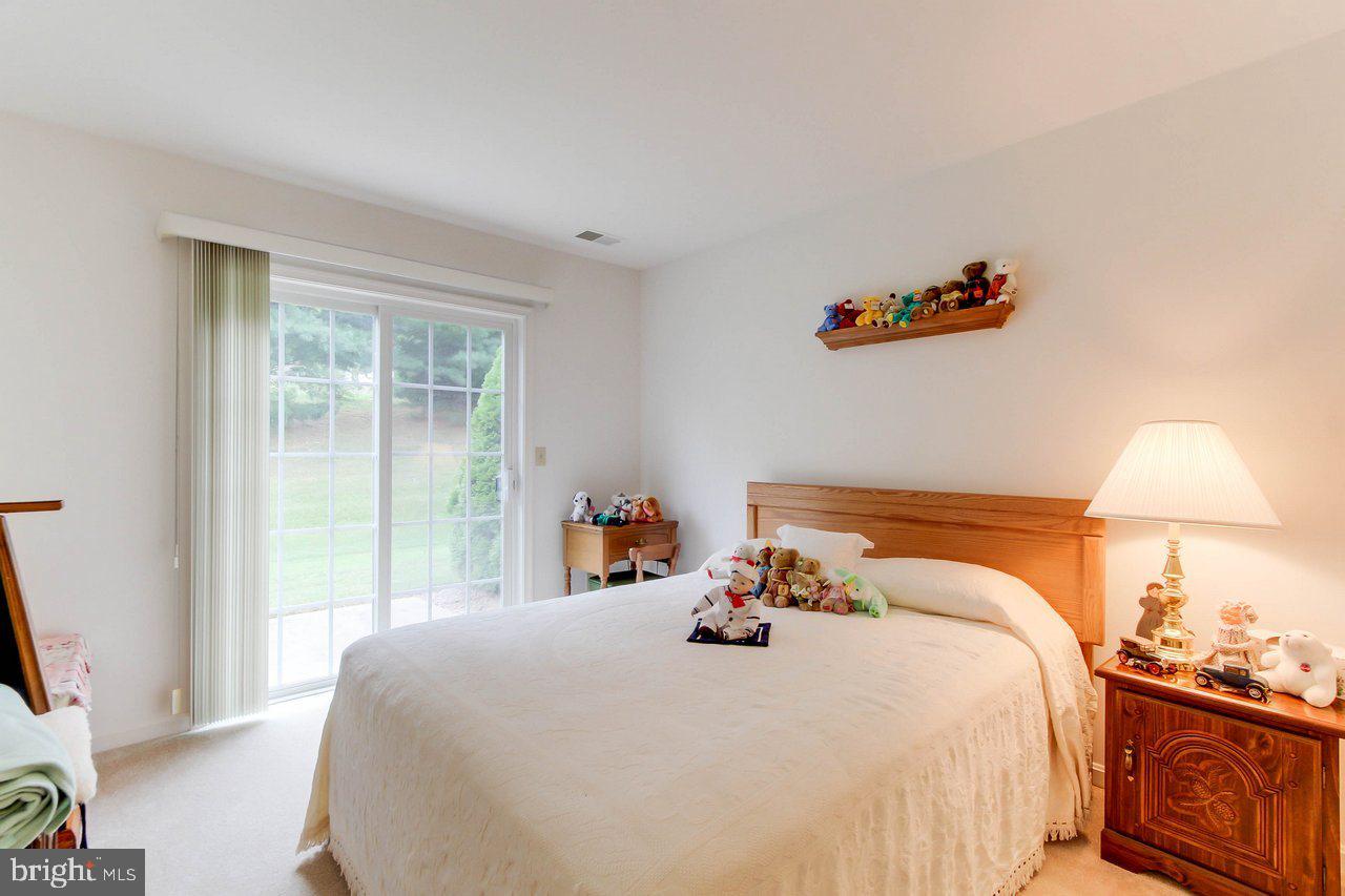 LONGSTOWN - Residential