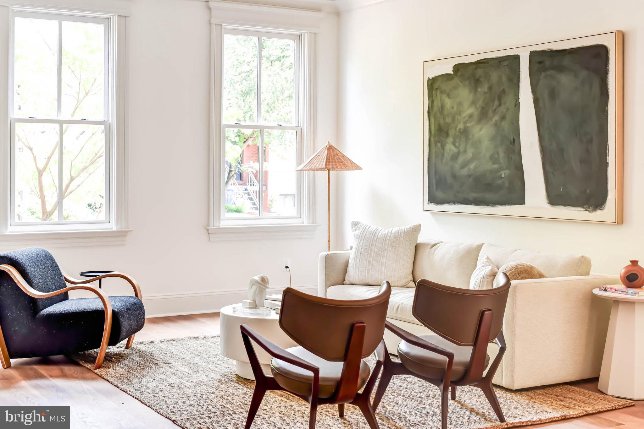 CAPITOL HILL - Residential