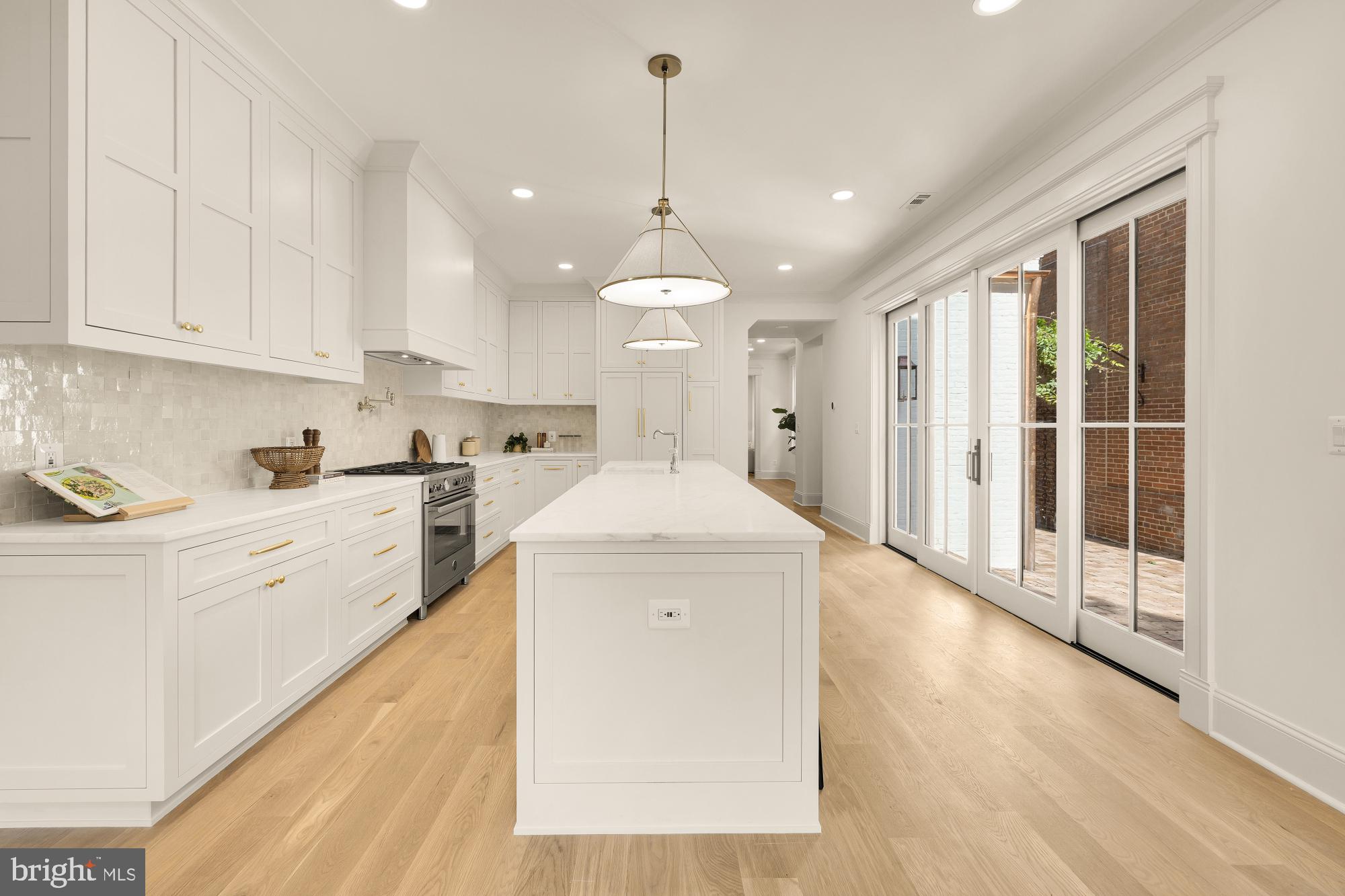 311 5TH STREET SE