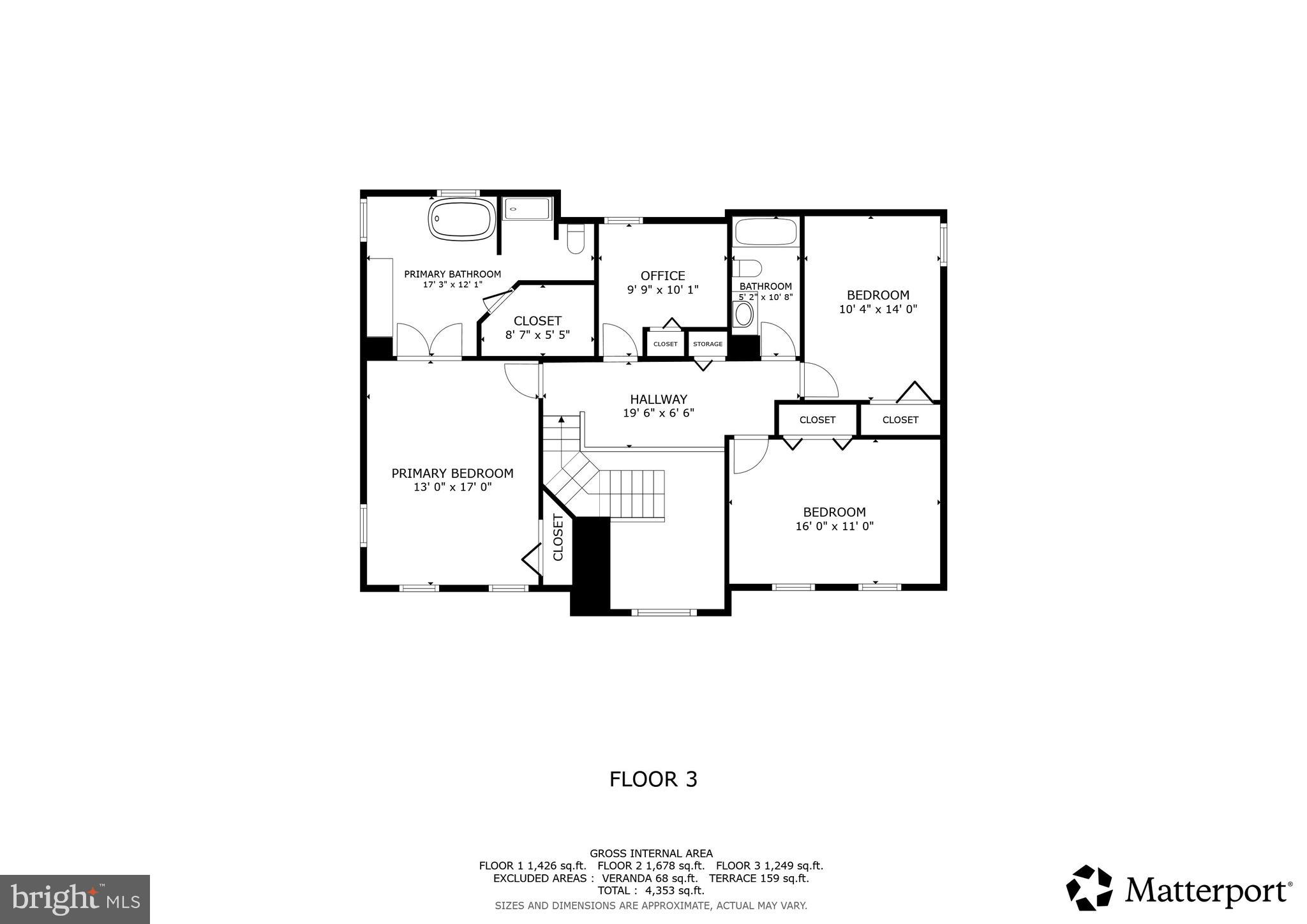 COURTS OF FOUR SEASONS - Residential