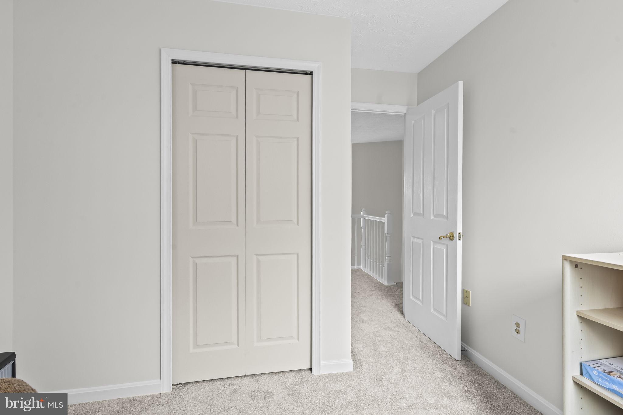 COURTS OF FOUR SEASONS - Residential