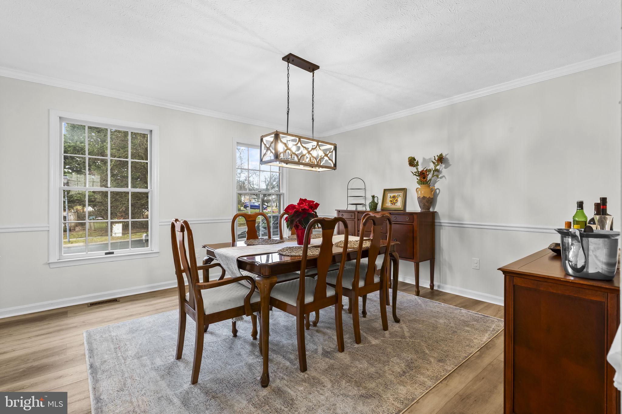 1004 SUMMER HILL DRIVE