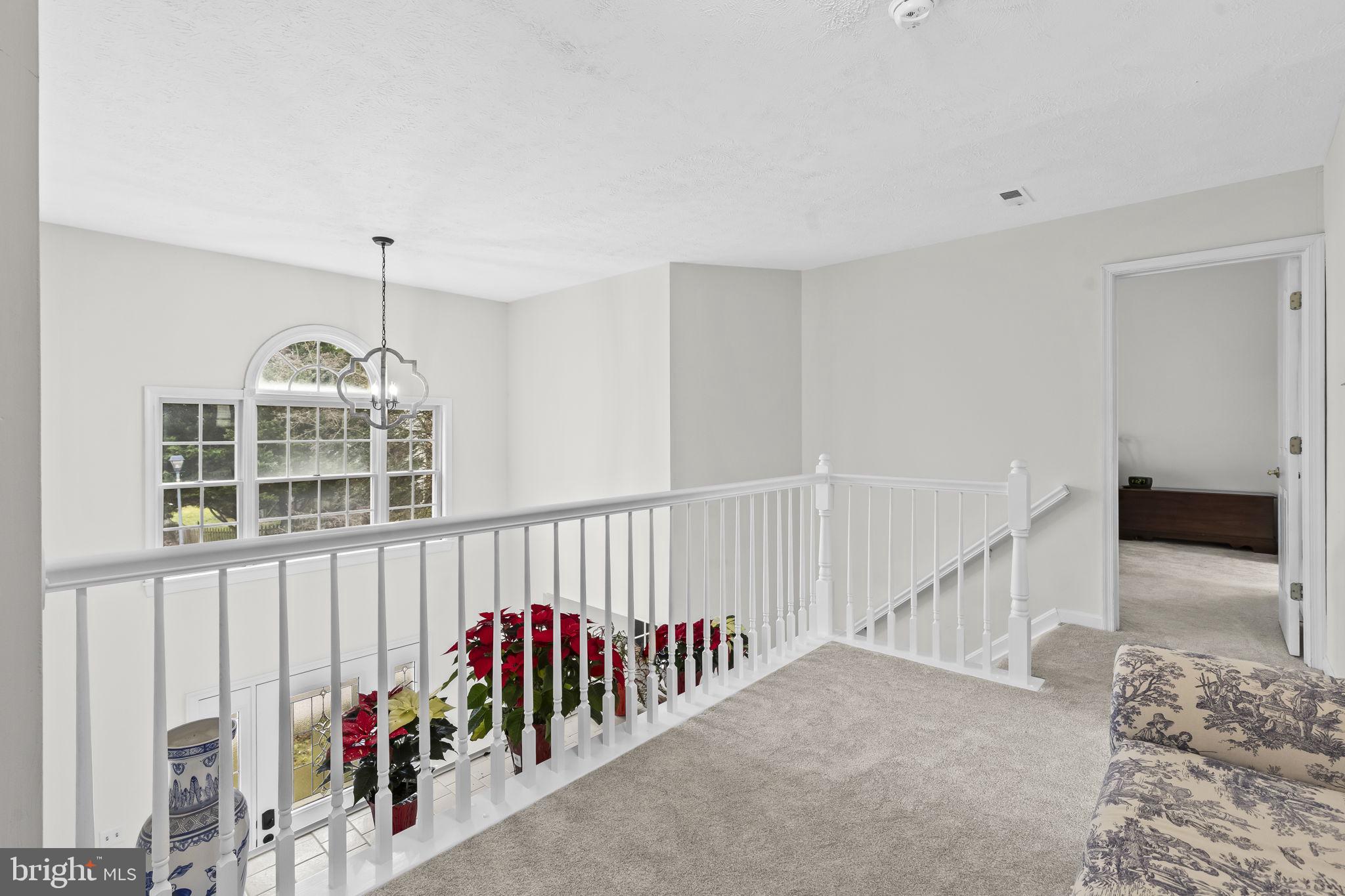 COURTS OF FOUR SEASONS - Residential