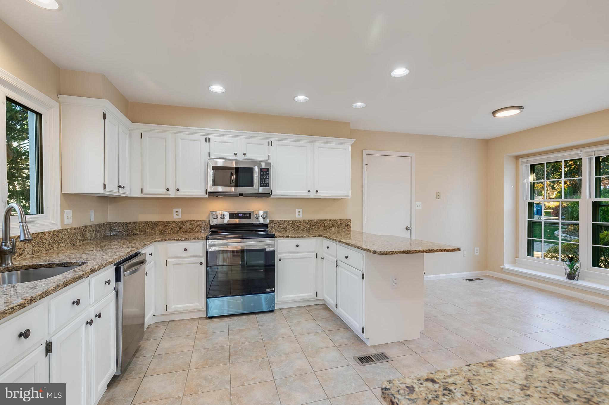 RESTON - Residential Lease