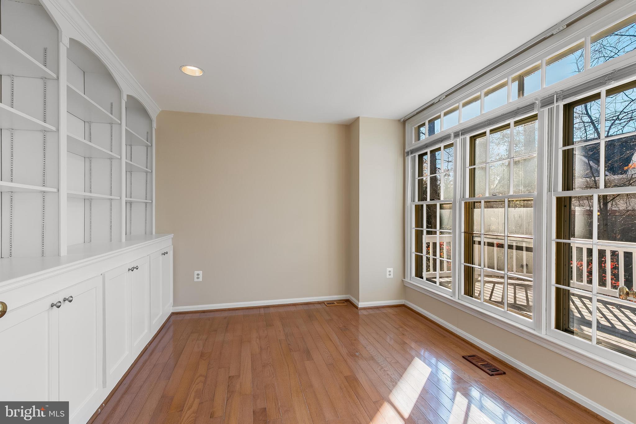 RESTON - Residential Lease