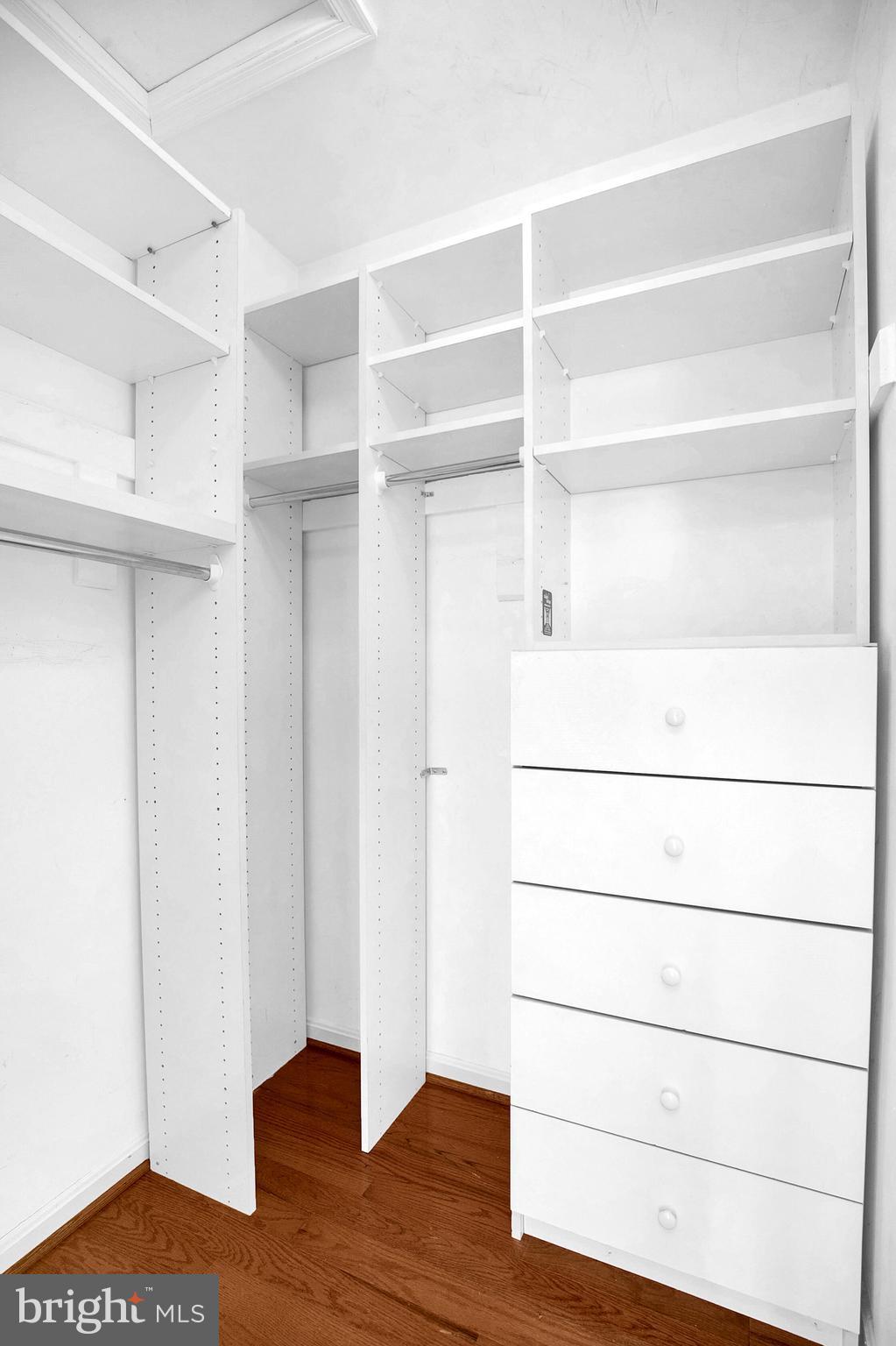 RESTON - Residential Lease