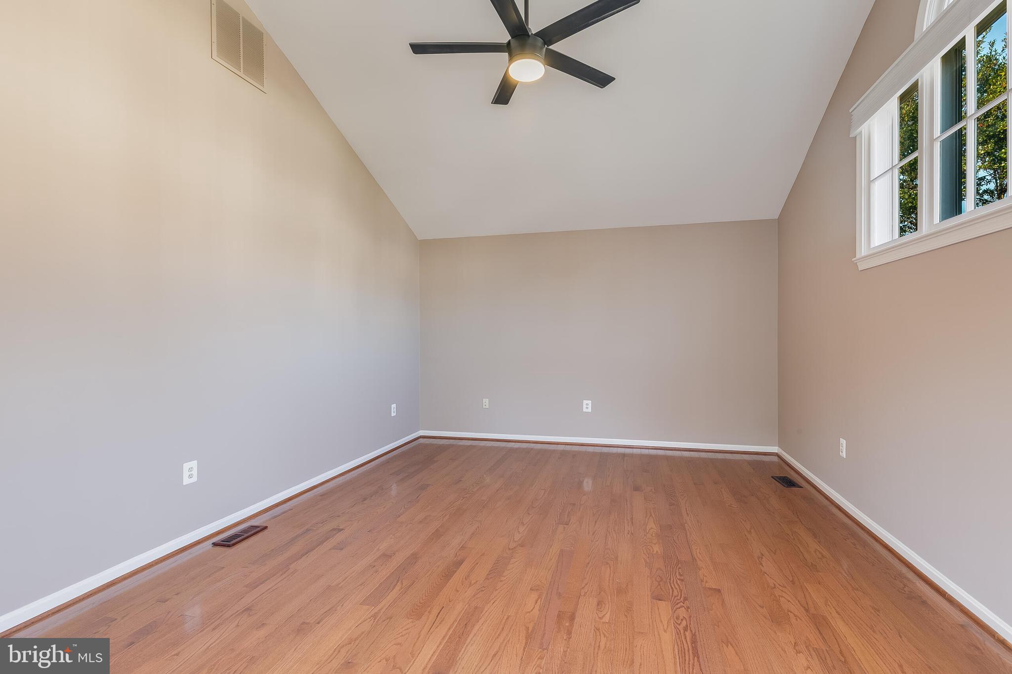 RESTON - Residential Lease