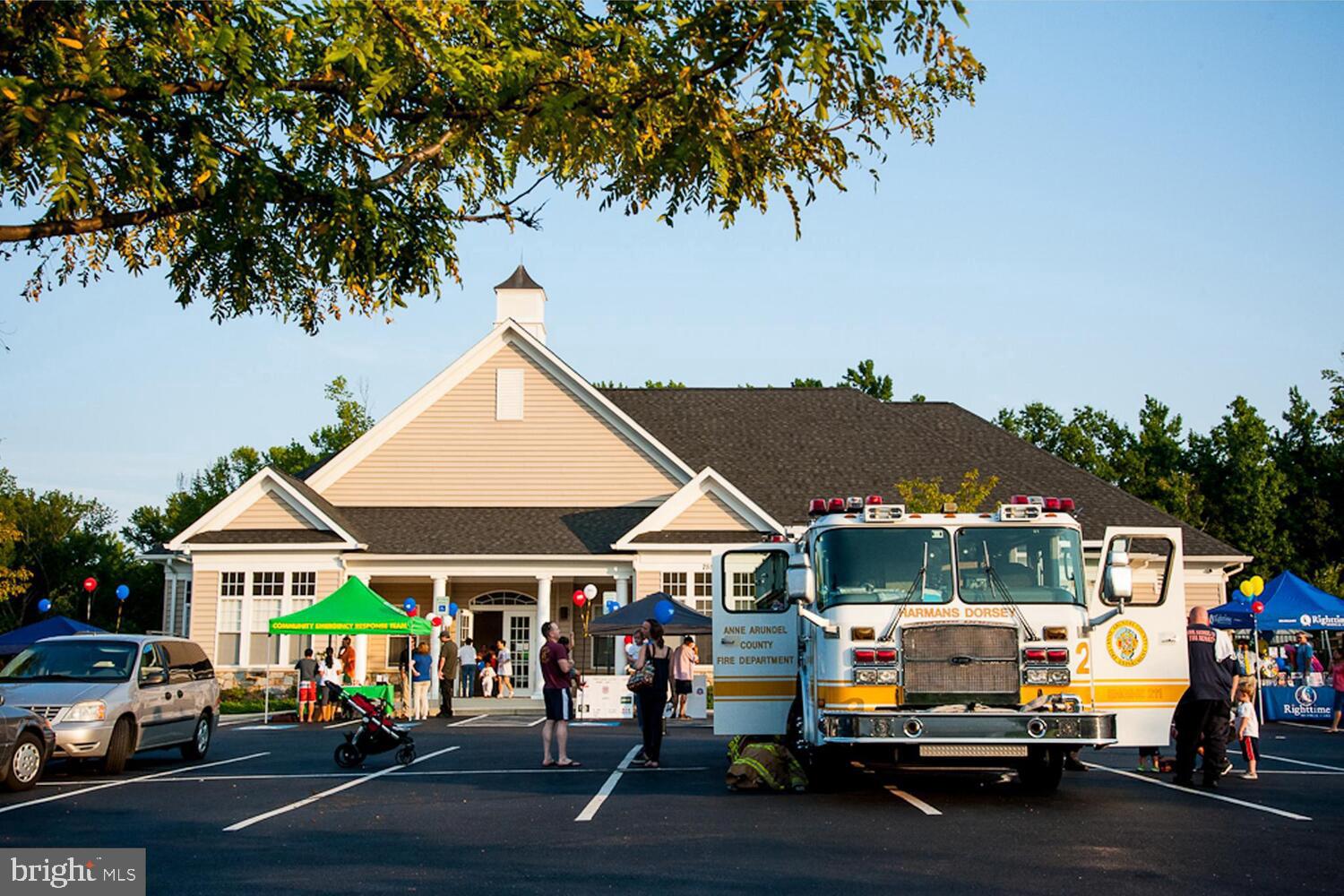 DORCHESTER WOODS - Residential Lease