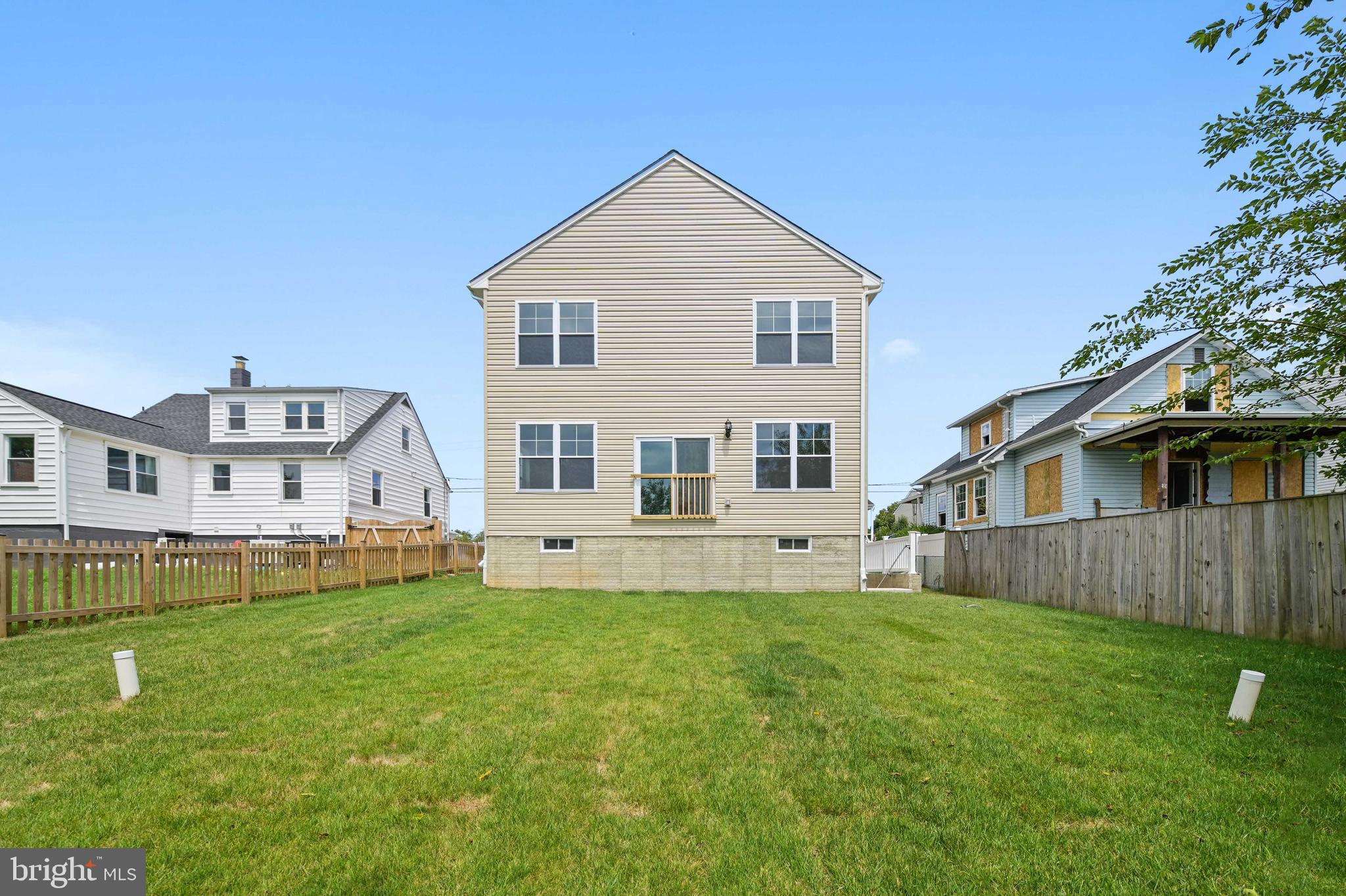 RIVIERA BEACH - Residential