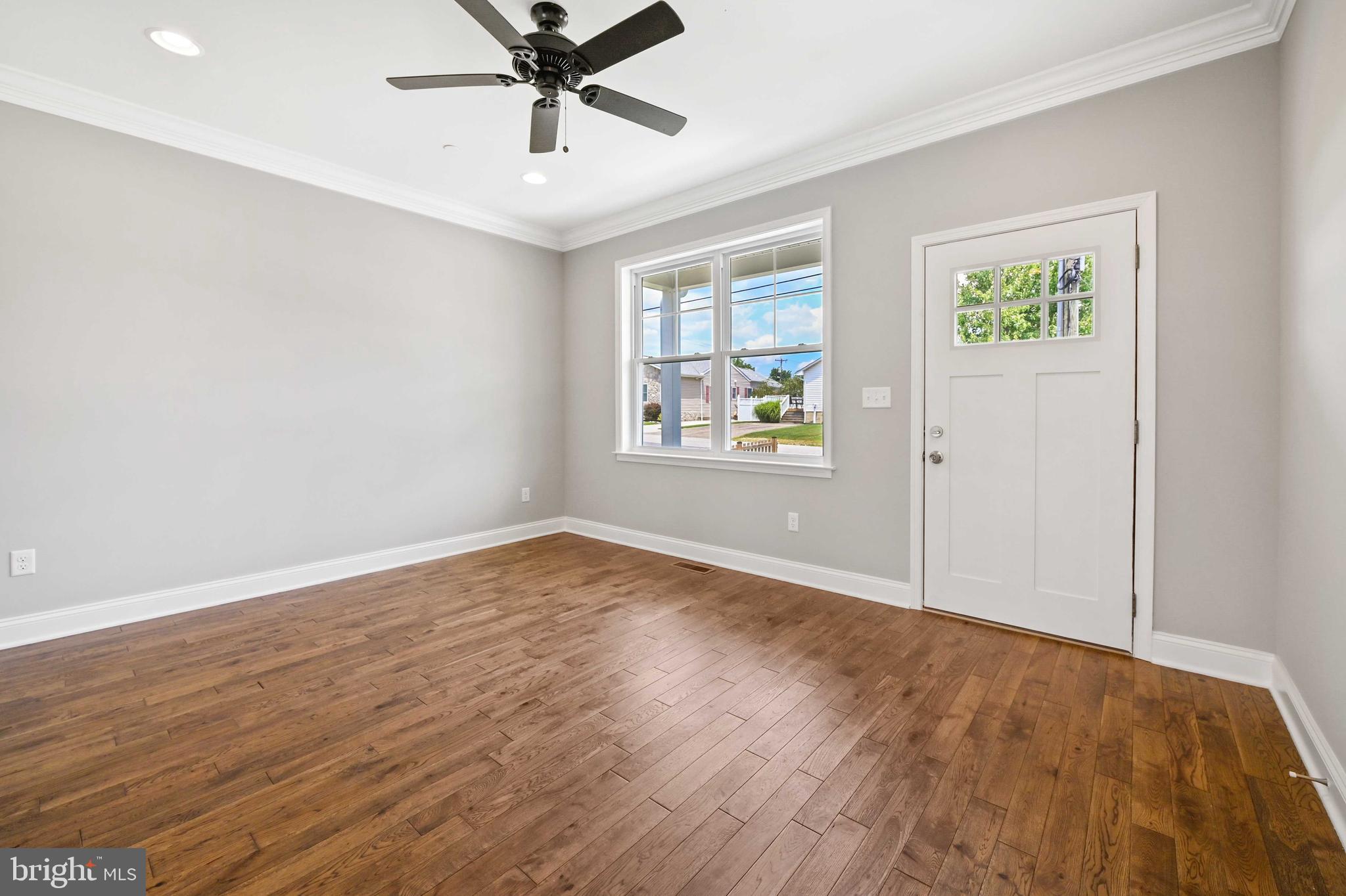 RIVIERA BEACH - Residential