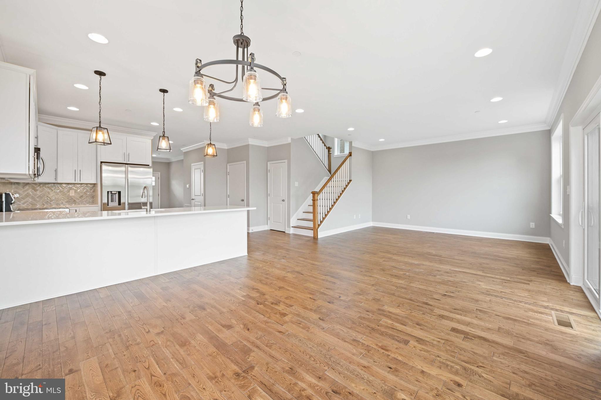 RIVIERA BEACH - Residential